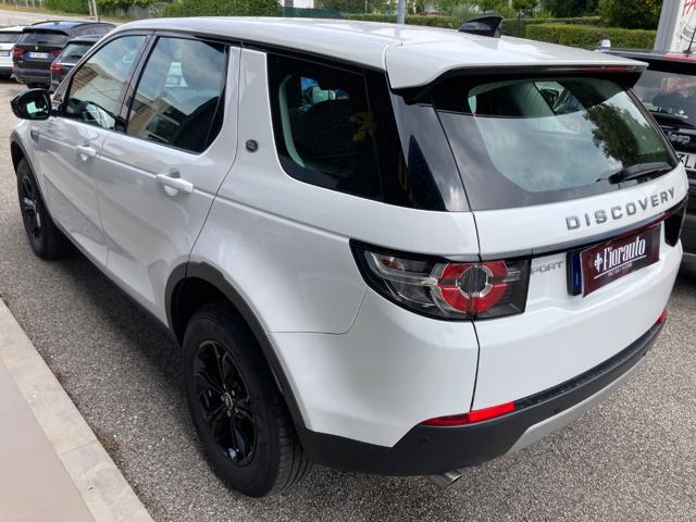 LAND ROVER Discovery Sport 2.0 TD4 150 CV Dark Edition