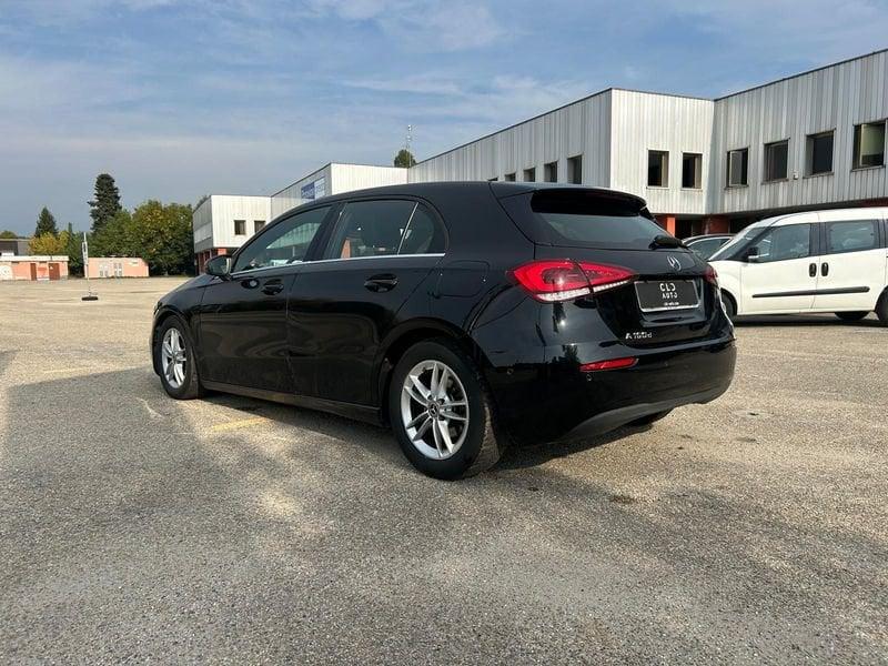 Mercedes-Benz Classe A A 160 d Premium