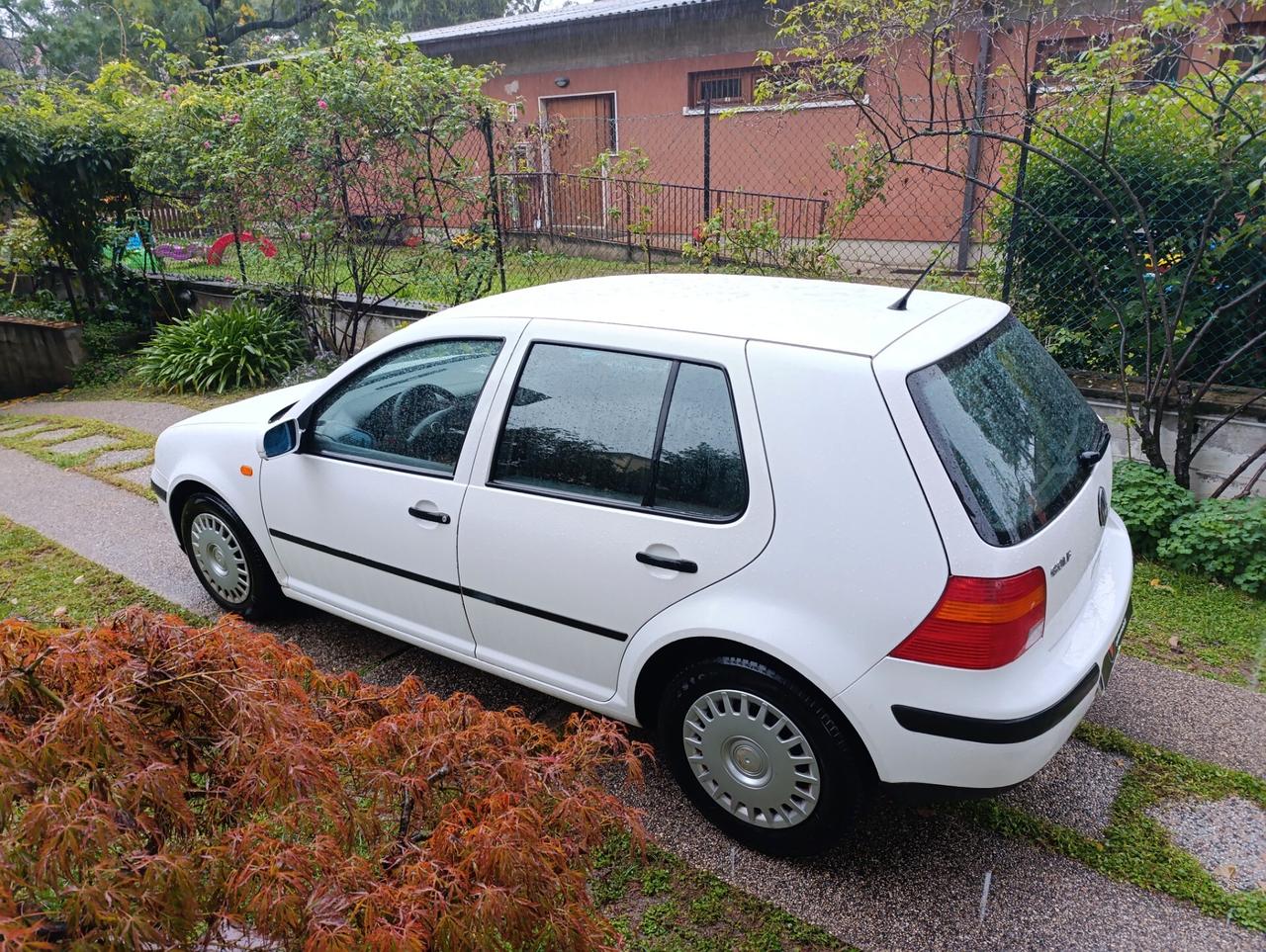 Volkswagen Golf 1.4 benzina - OK neopatentati #GM