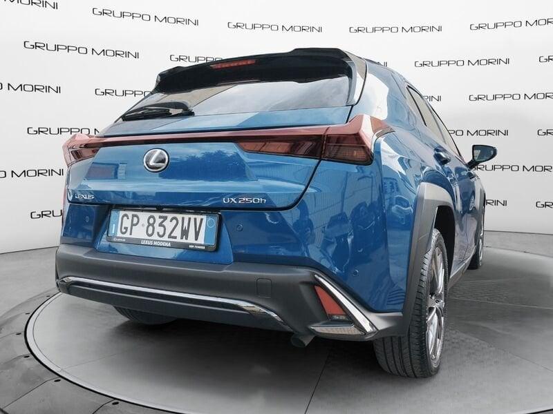 Lexus UX Hybrid Design