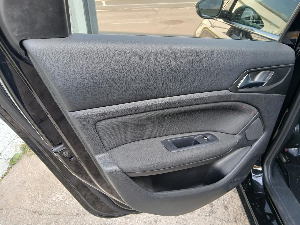 Peugeot 308 BlueHDi 150 SW