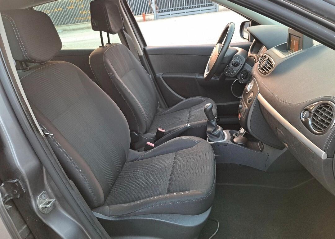 Renault Clio 1.2 16V SporTour Live!