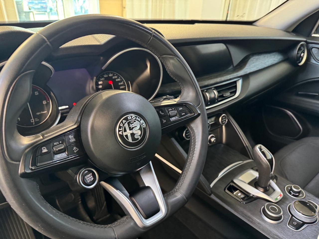 Alfa Romeo Stelvio 2.2 Turbodiesel 190 CV AT8 Q4 Business