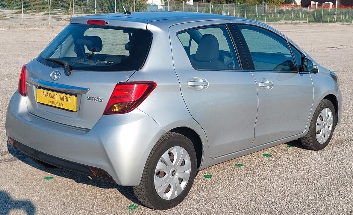 UNICO PROPRIETARIO - TOYOTA YARIS - 1.0 LOUNGE