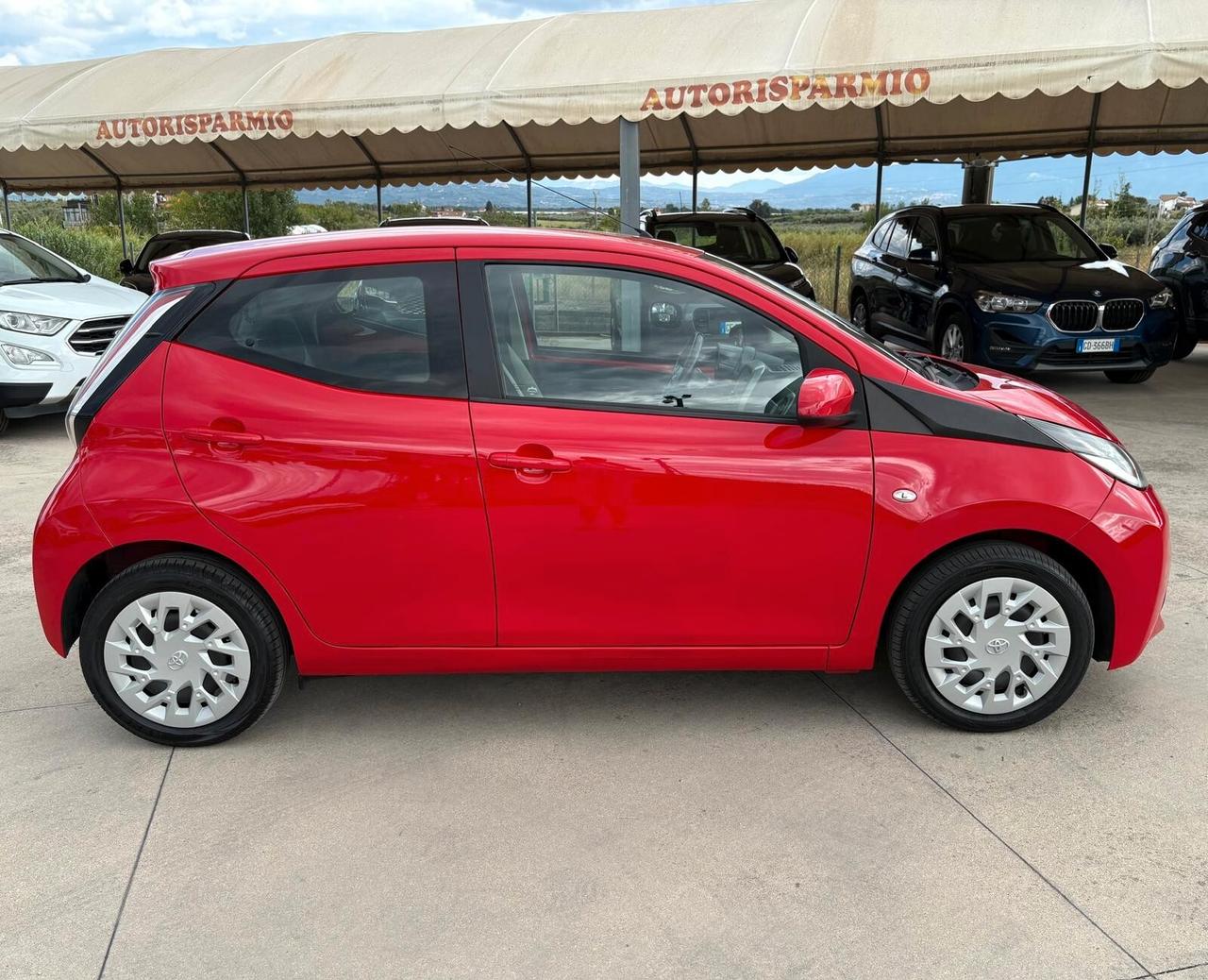 Toyota Aygo 1.0 VVT-i 69 CV 5P X-cool