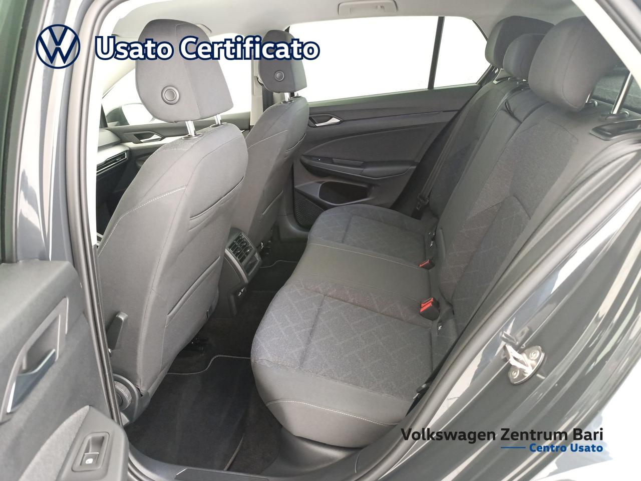 Volkswagen Golf 2.0 tdi life 115cv dsg