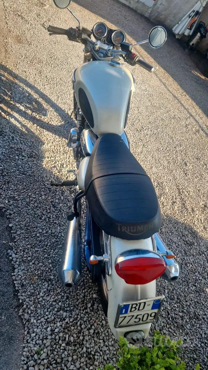 Triumph Thunderbird