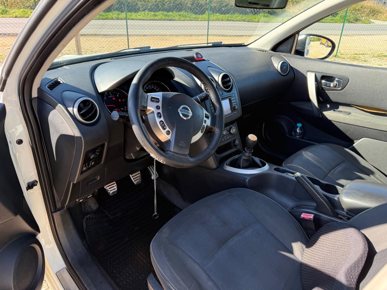 Nissan Qashqai 1.5 DIESEL MOTORE 15.000 km PERMUTE