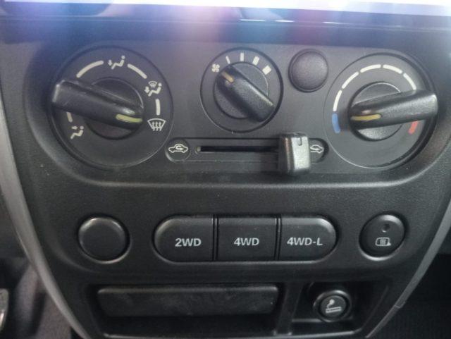 SUZUKI Jimny 1.3i 16V cat Cabrio 4WD JLX
