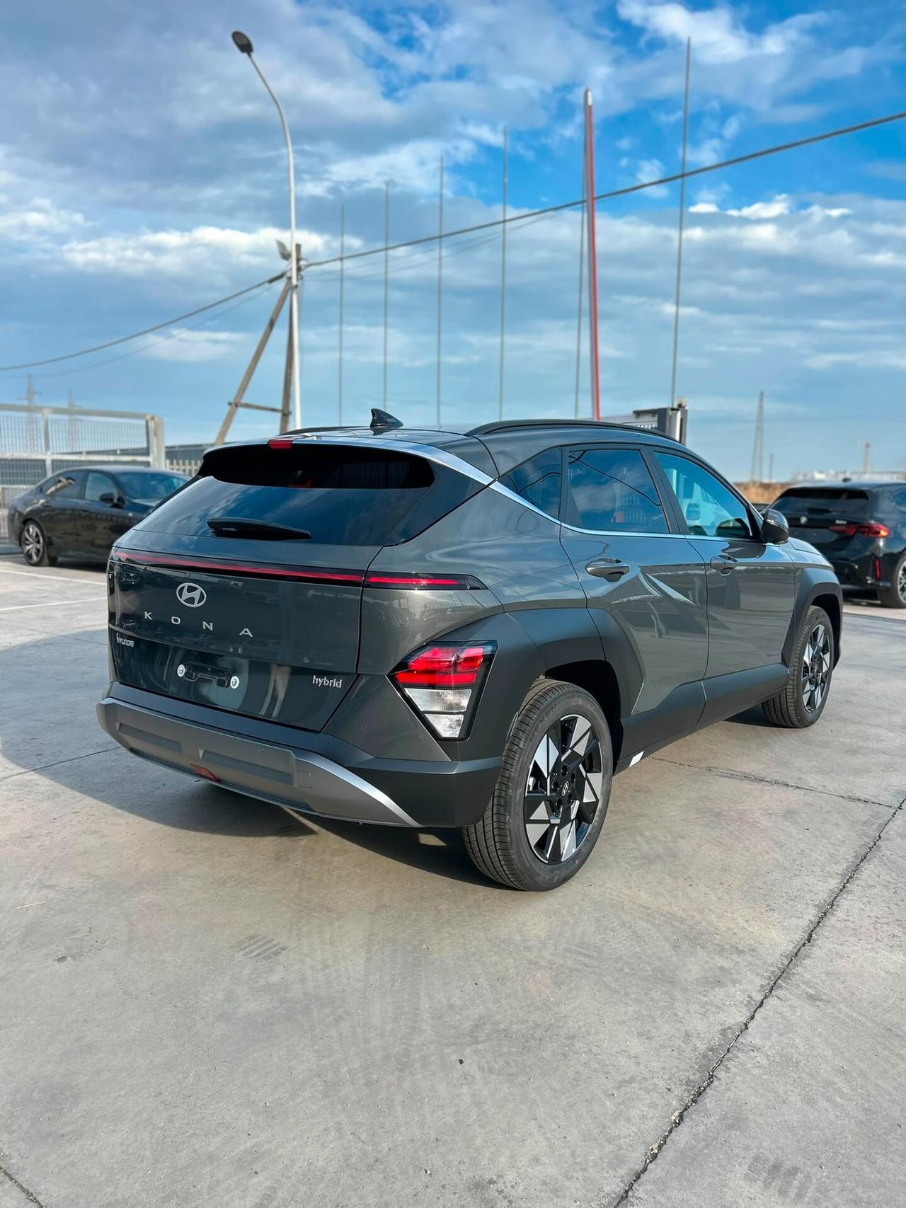 Hyundai Kona 1.6 HEV DCT Business