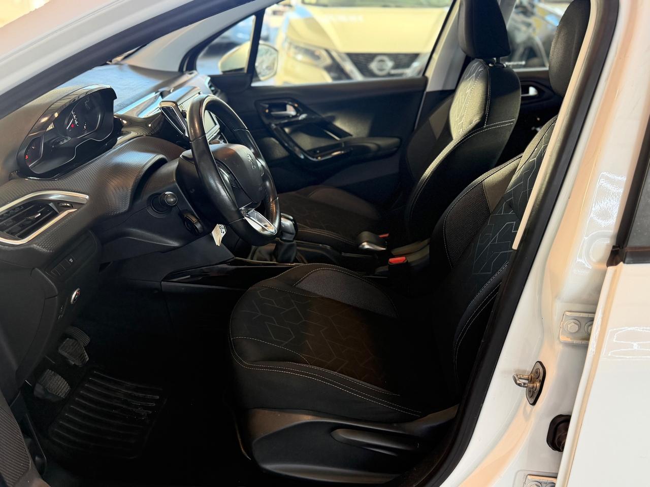 Peugeot 2008 GPL 82CV EURO 6 Neopatentati 2020