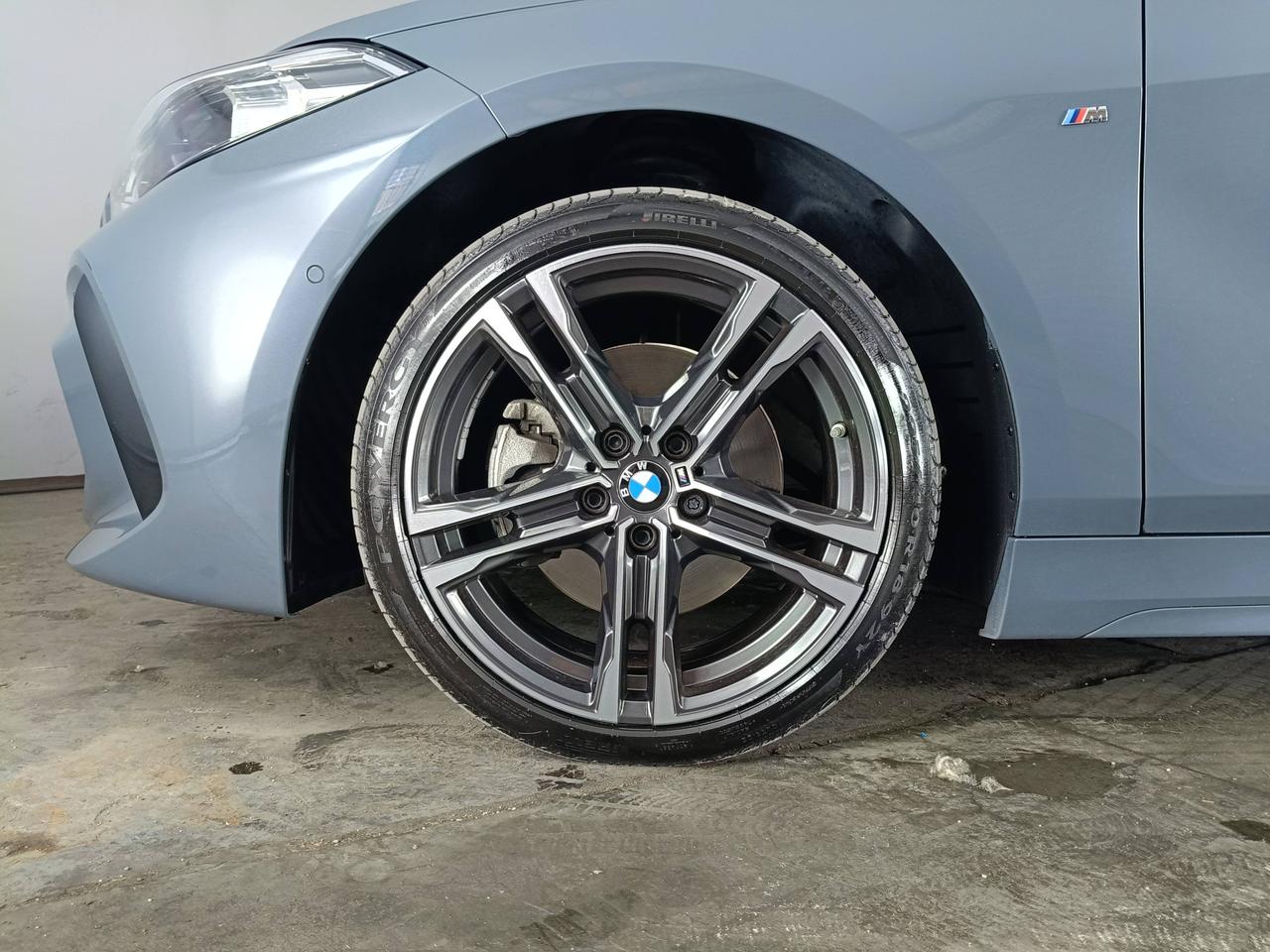 BMW Serie 1 F40 - 118d Msport auto