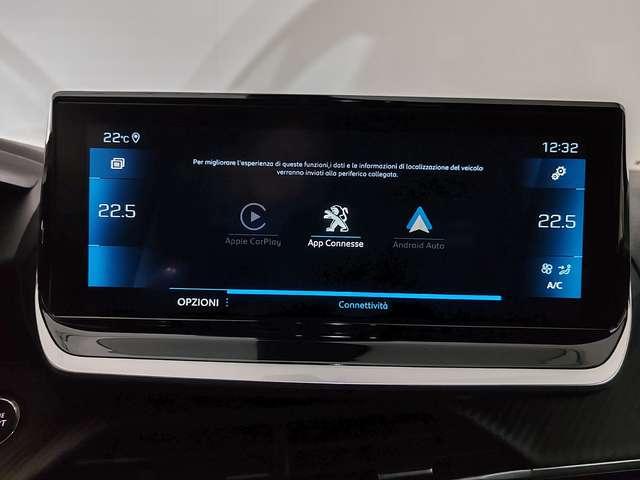 Peugeot 2008 1.2 130cv GT Key Less + Navi + Camera