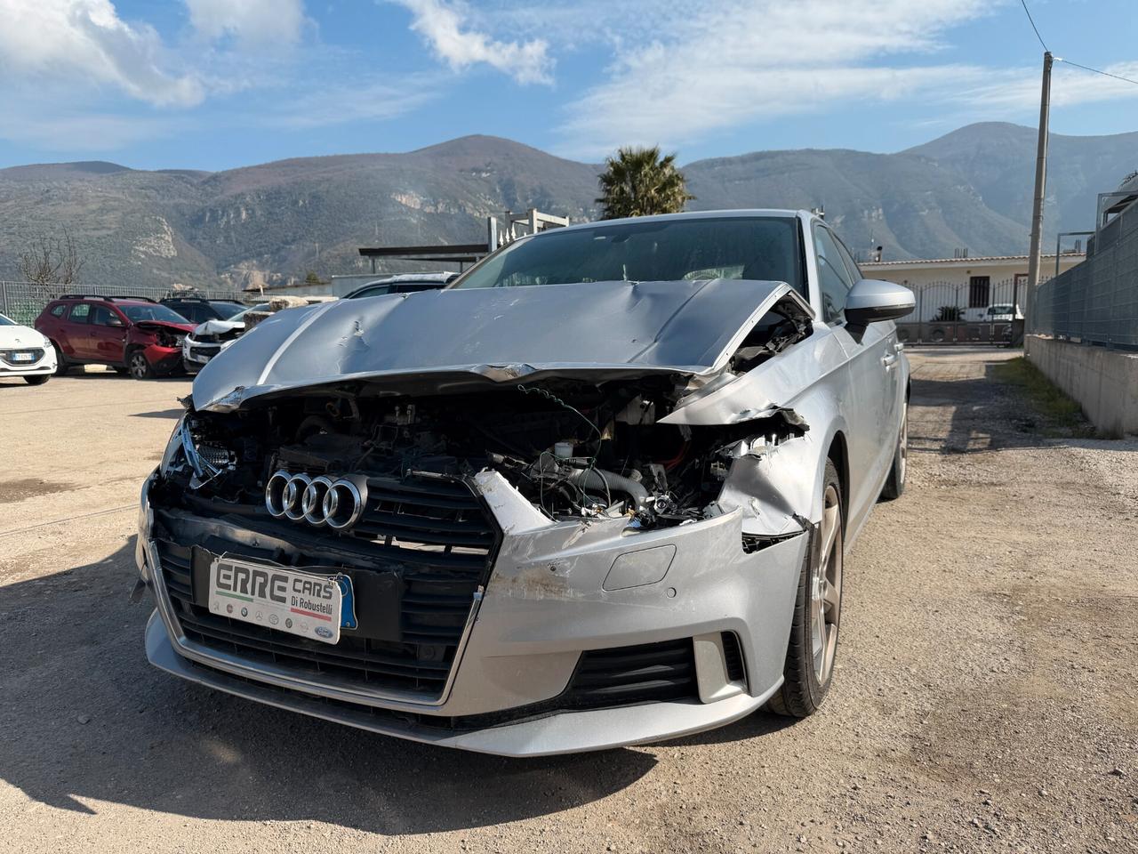 AUDI A3 2017 1.6 DIESEL 116 CV *SINISTRATA