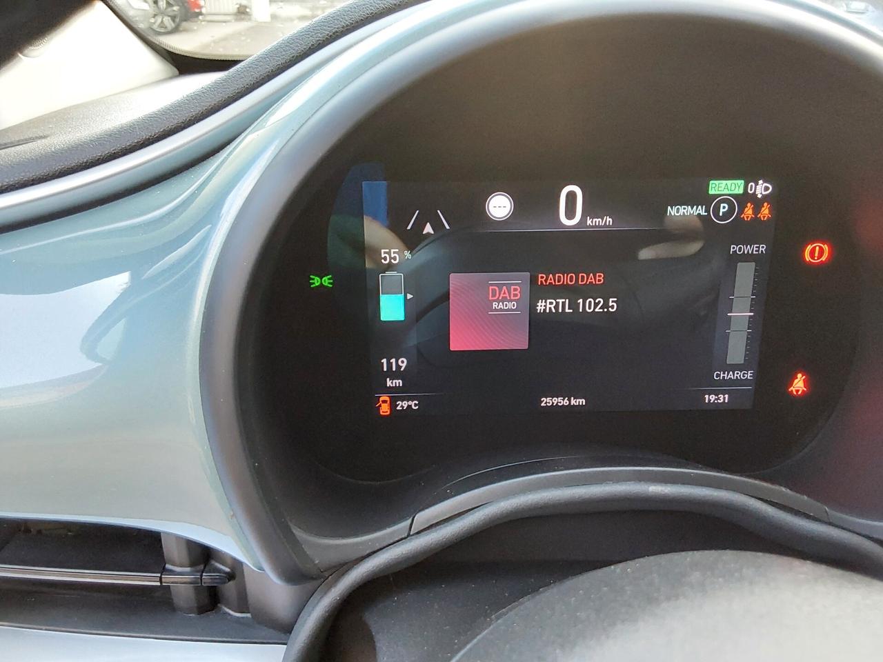Fiat 500e 3+1 42 kWh Icon +