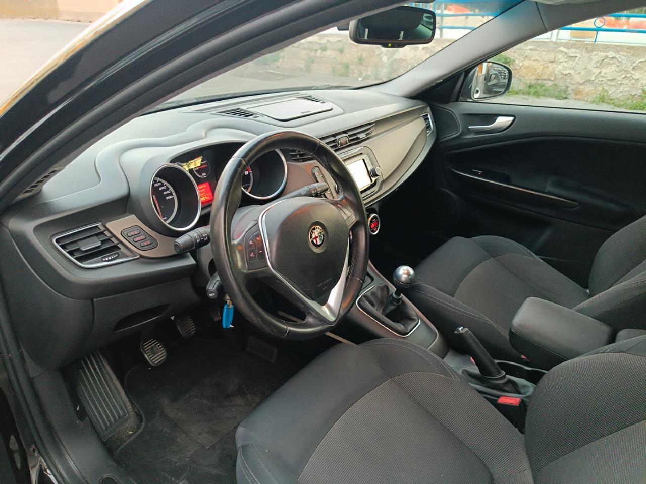 Alfa Romeo Giulietta 2.0 JTDm-2 150 CV Distinctive