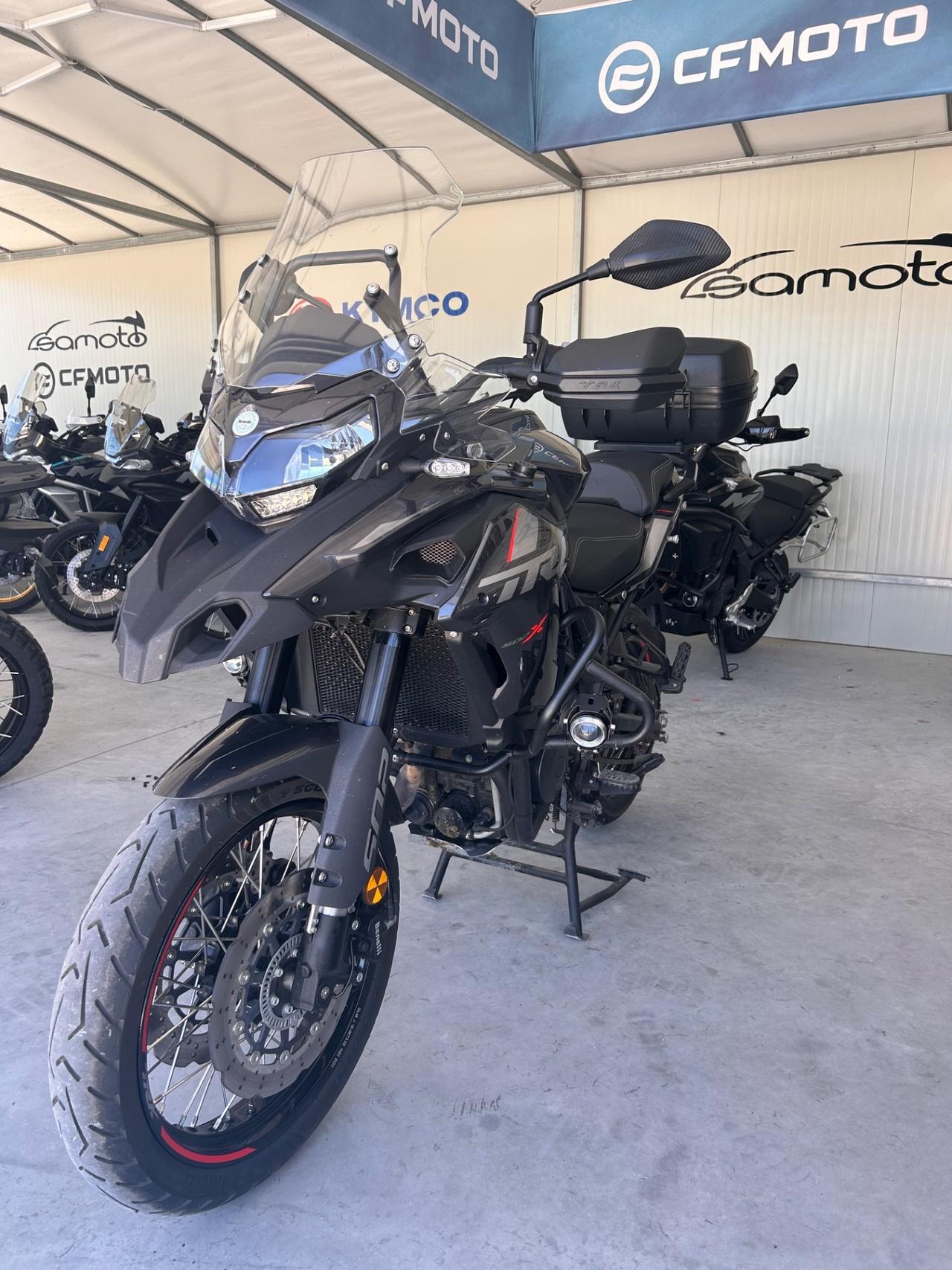 Benelli TRK 502 X