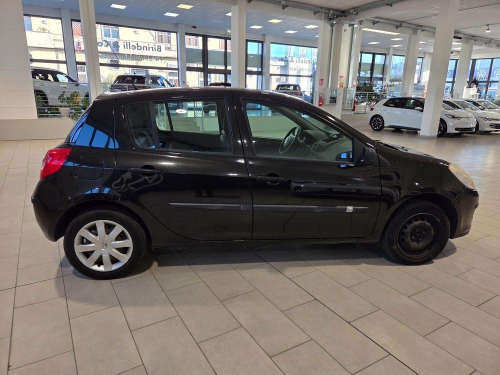 Renault Clio Storia 1.2 16V 5 porte Dynamique per neopatentati
