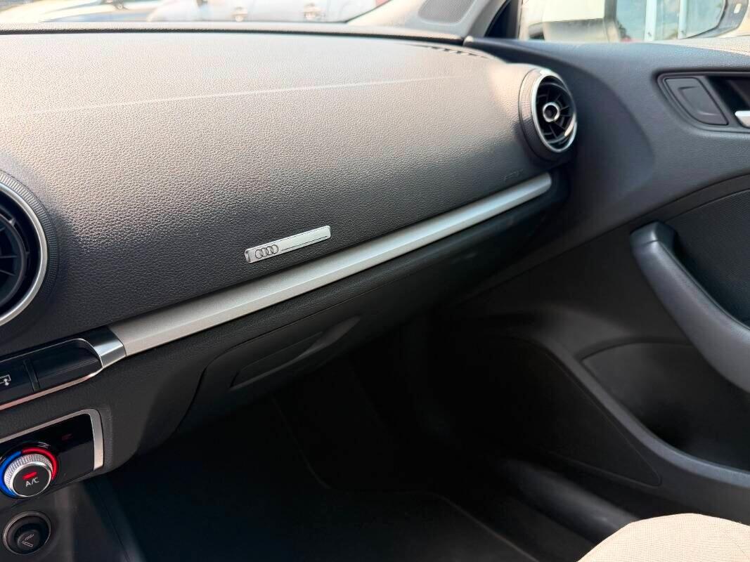 Audi A3 SPB 1.6 TDI S tronic Sport