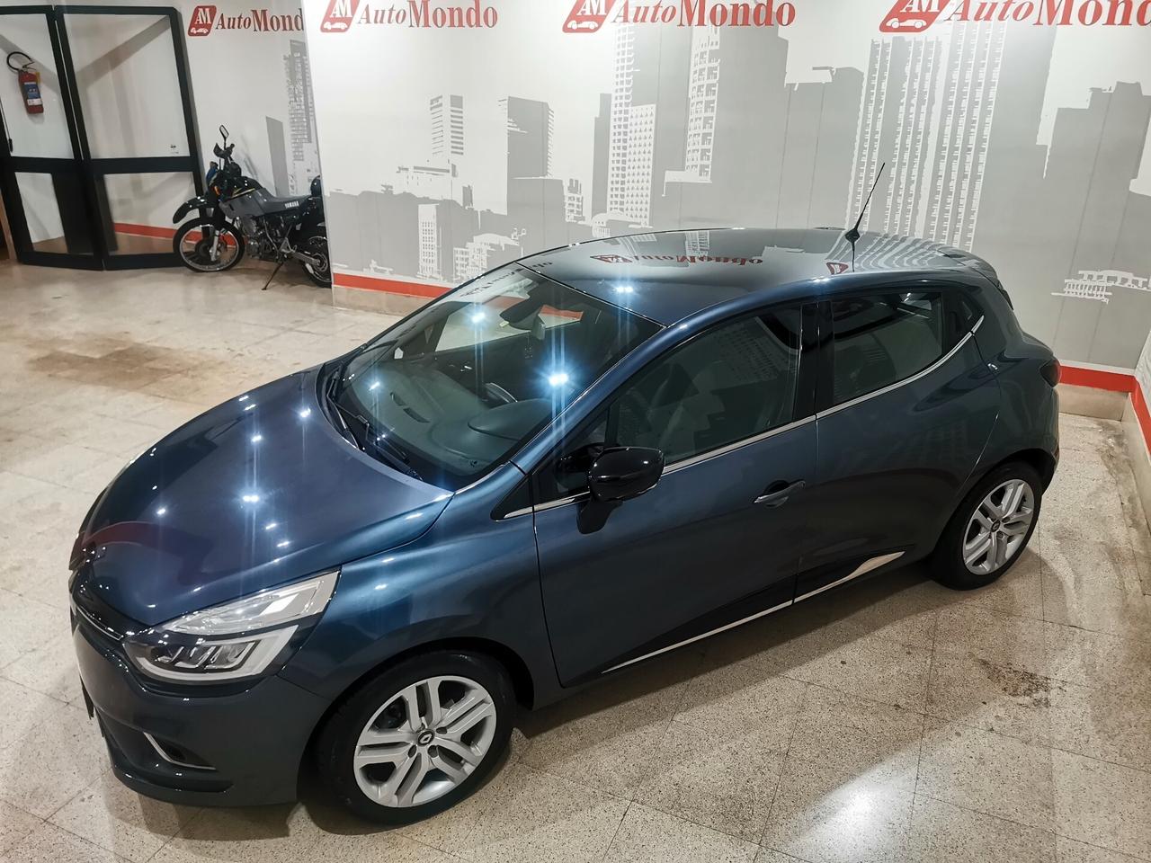 Renault Clio dCi 8V 90 CV 5 porte Moschino Zen