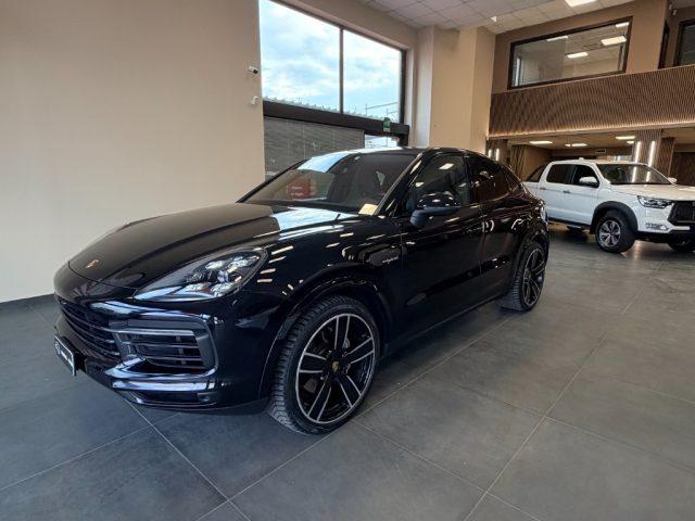 PORSCHE Cayenne Coupé 3.0 V6 E-Hybrid