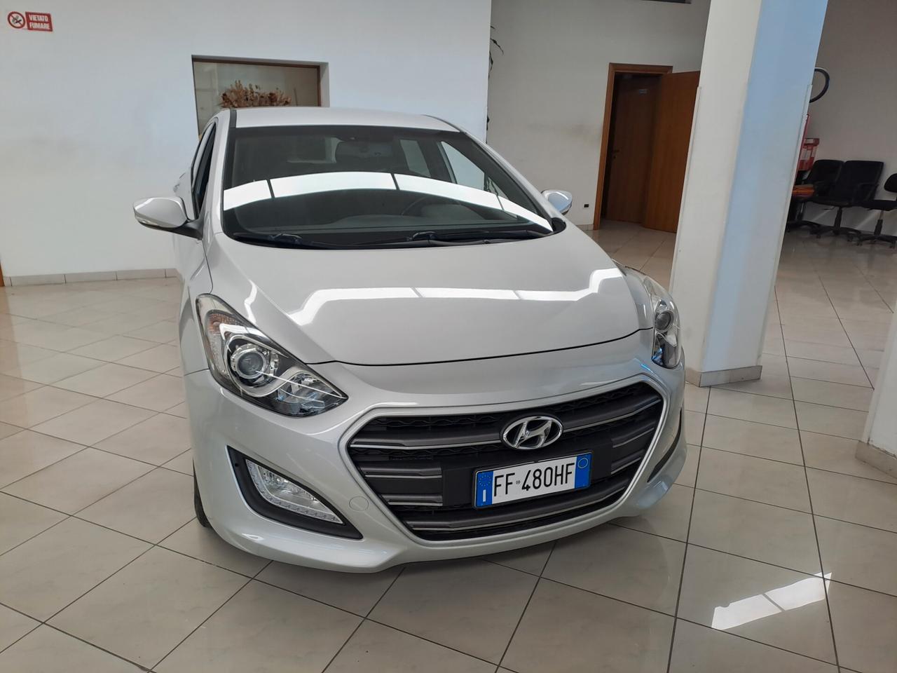 Hyundai i30 Hiunday 1600 crdi GO