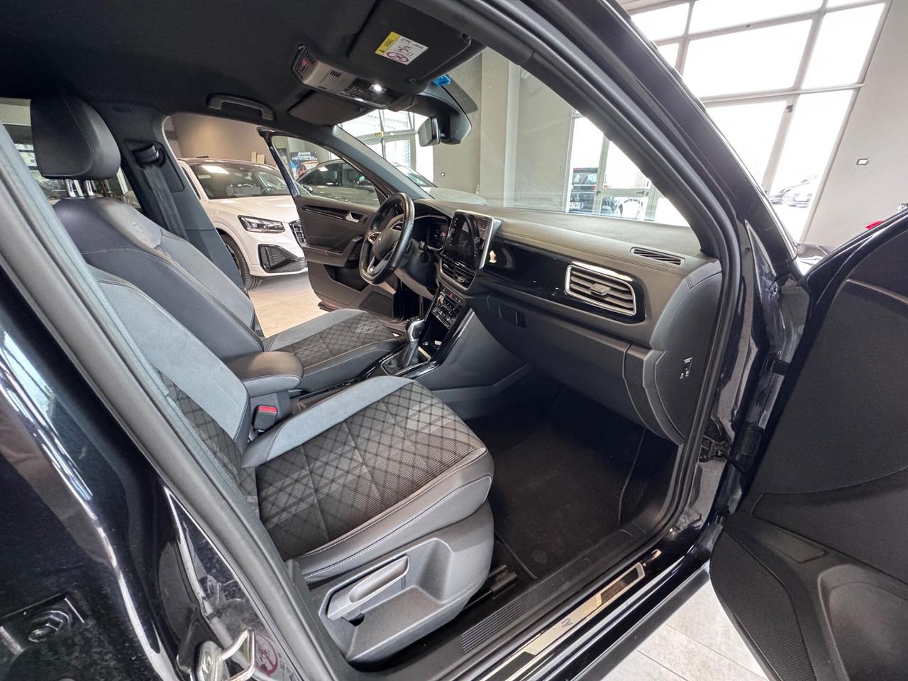 VOLKSWAGEN T ROC 2.0 TDI DSG R-LINE