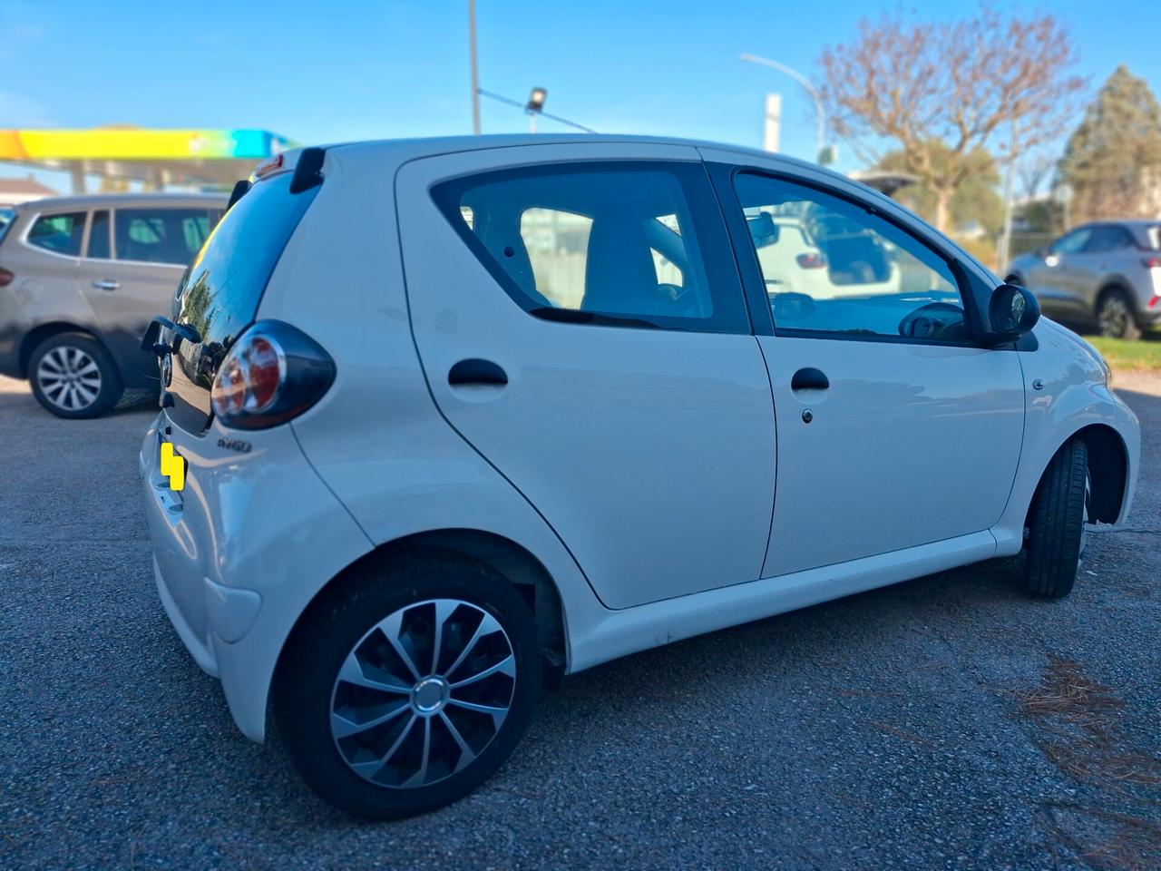 Toyota Aygo 1.0 , 5 porte, Connect, 21000km