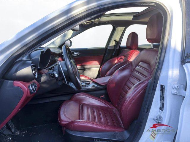 ALFA ROMEO Giulia 2.2 t Veloce Q4 210cv auto - PER OPERATORI DEL SET