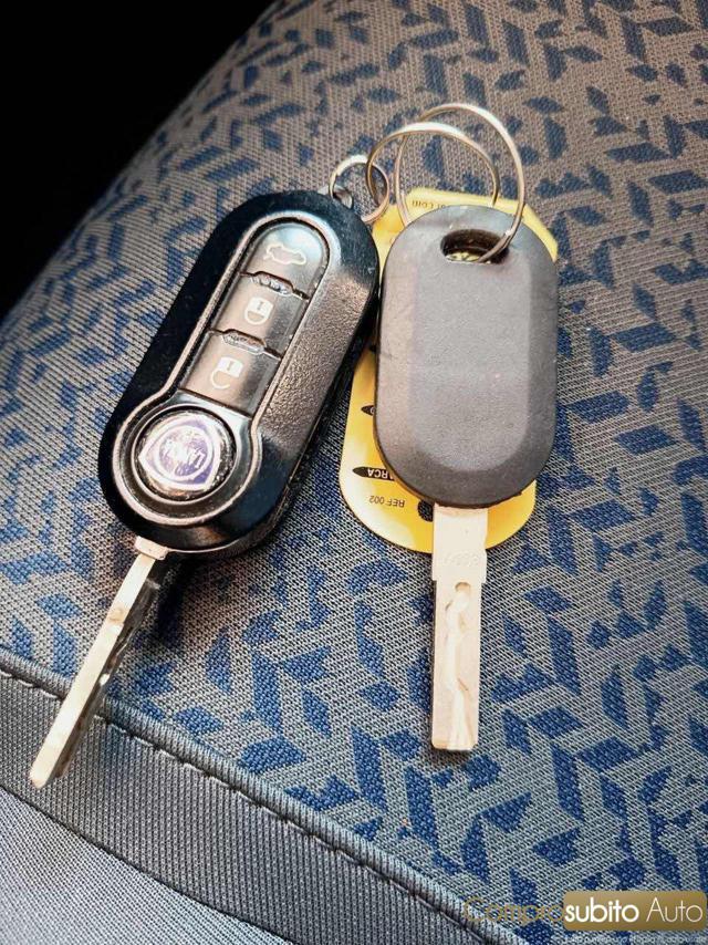 LANCIA Ypsilon 1.0 FireFly 5 porte S&S Hybrid Ecochic Gold
