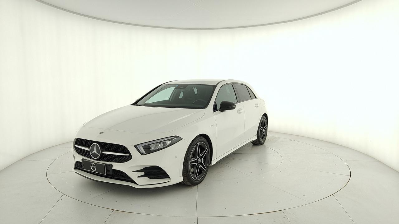 Mercedes-Benz A 180 d Premium Night edition Plus auto