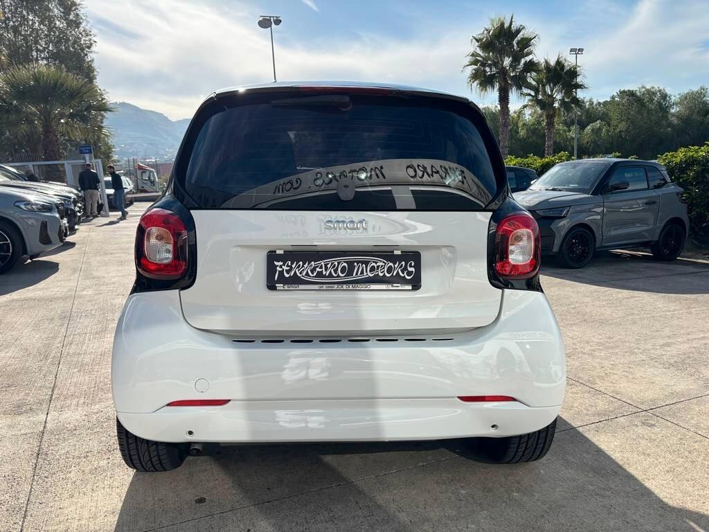 Smart ForTwo 70 1.0 2016/105.000 KM Tua a soli 115 Euro al mese