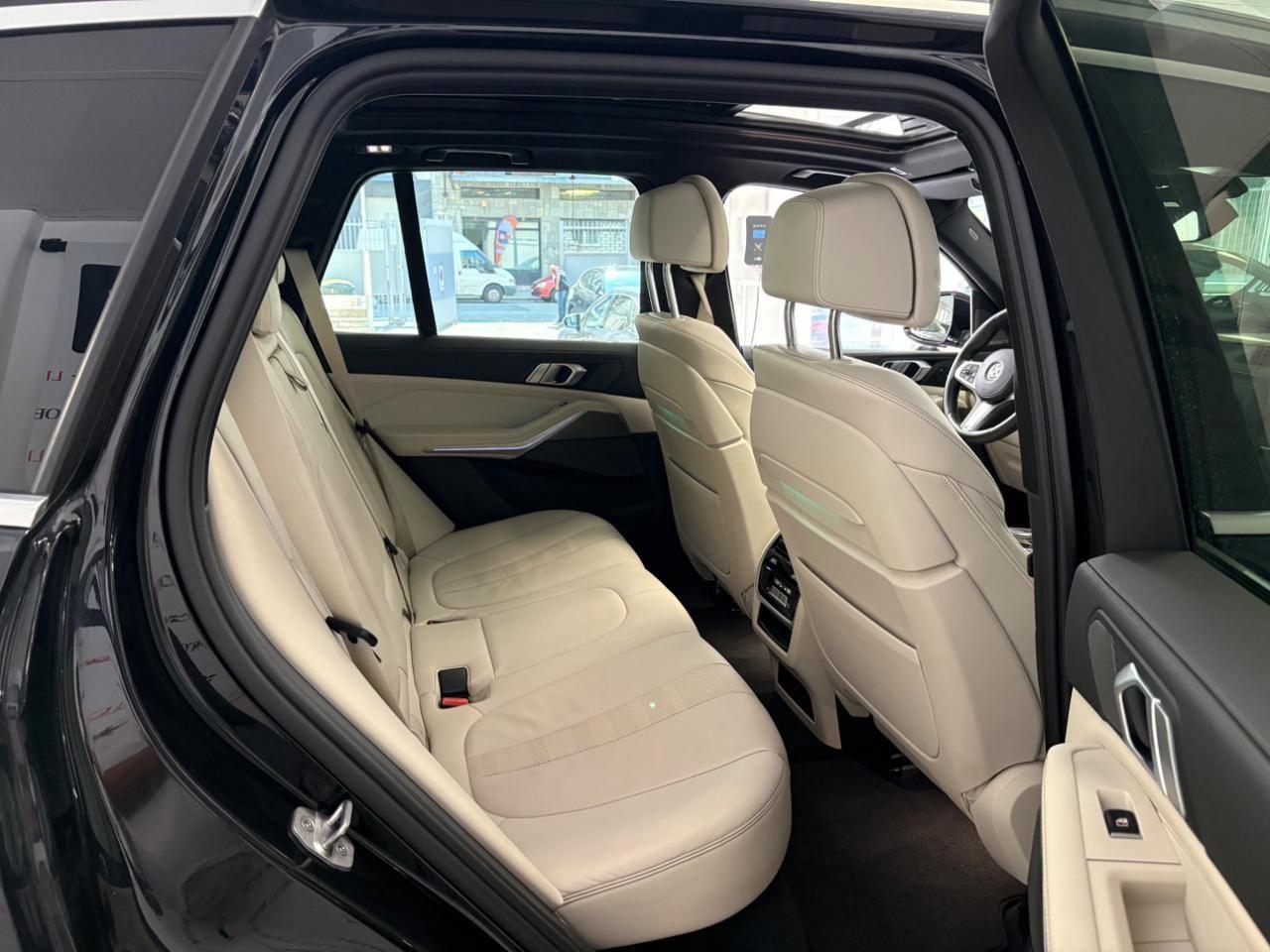 BMW X5 xDrive40d 48V MHEV Msport FULL LED