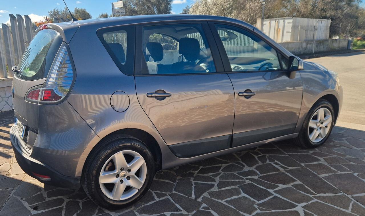 Renault Scenic Scénic XMod 1.5 dCi 110CV Energy