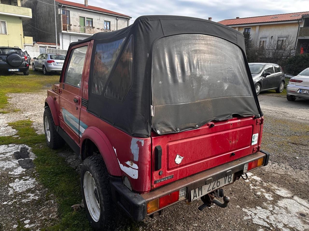 Suzuki SJ Samurai 1.3 per uso ricambi