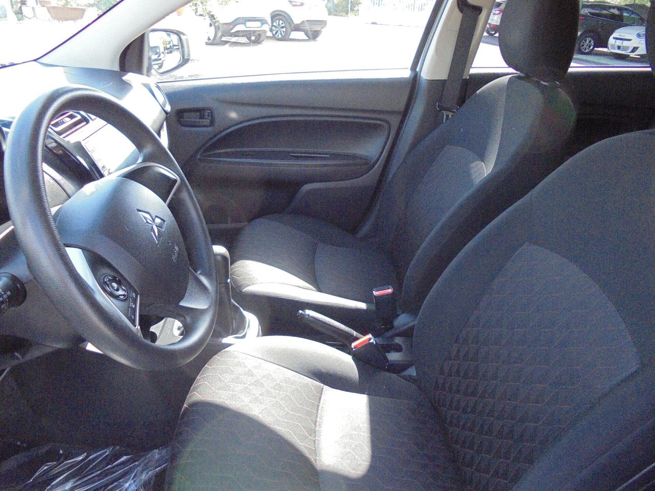 Mitsubishi Space Star 1.2 Intense SDA