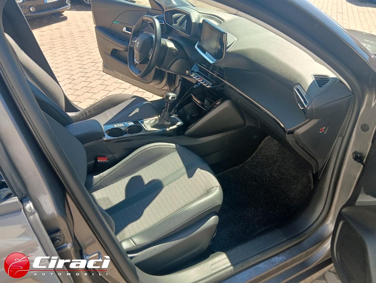 Peugeot 208 PureTech 100 5 porte Allure