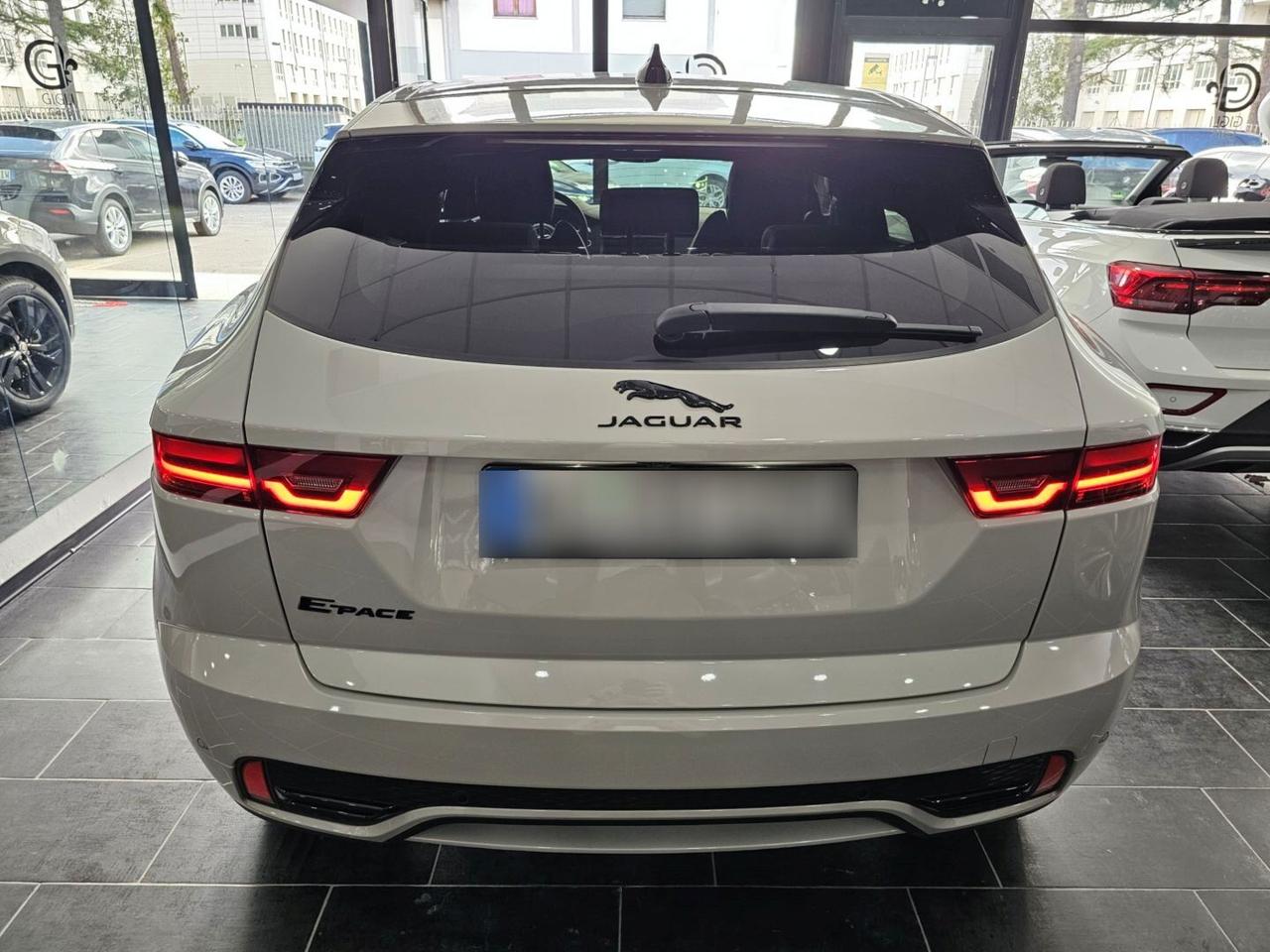 Jaguar E-Pace R-Dynamic SE Navi Camera Tetto C.20" LED BlackPack