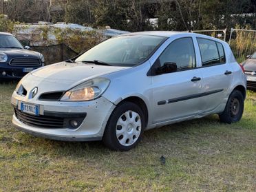 Renault Clio 1.2 Benzina 5 porte Luxe neopatentati 2006