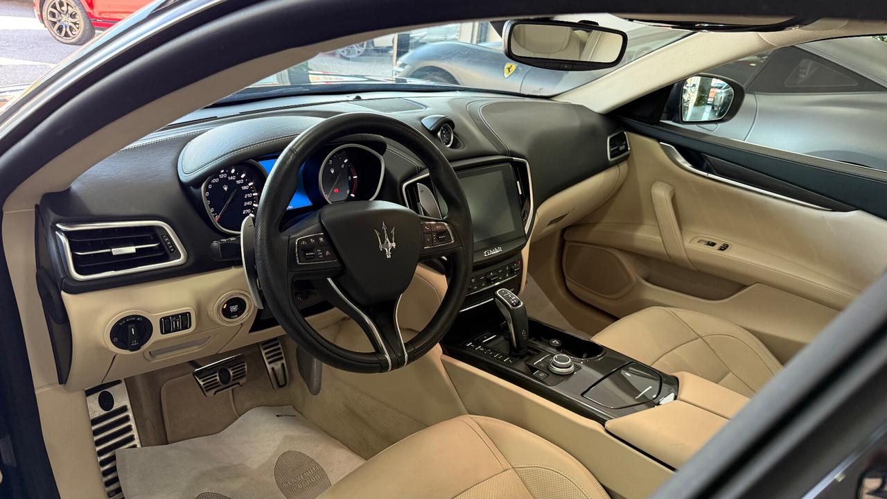 Maserati Ghibli V6 Diesel 275 CV Gransport