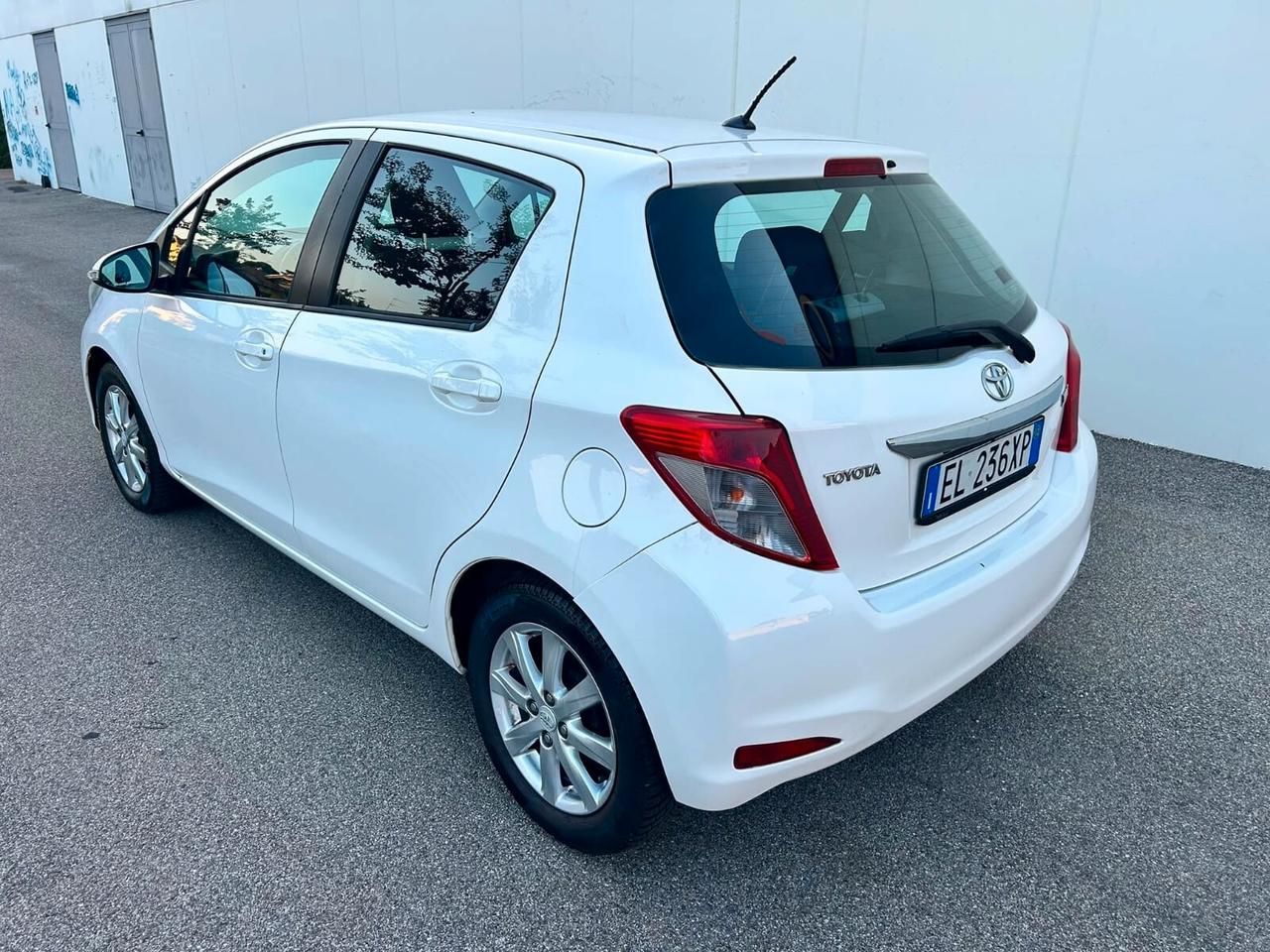 Toyota Yaris 1.3 benzina