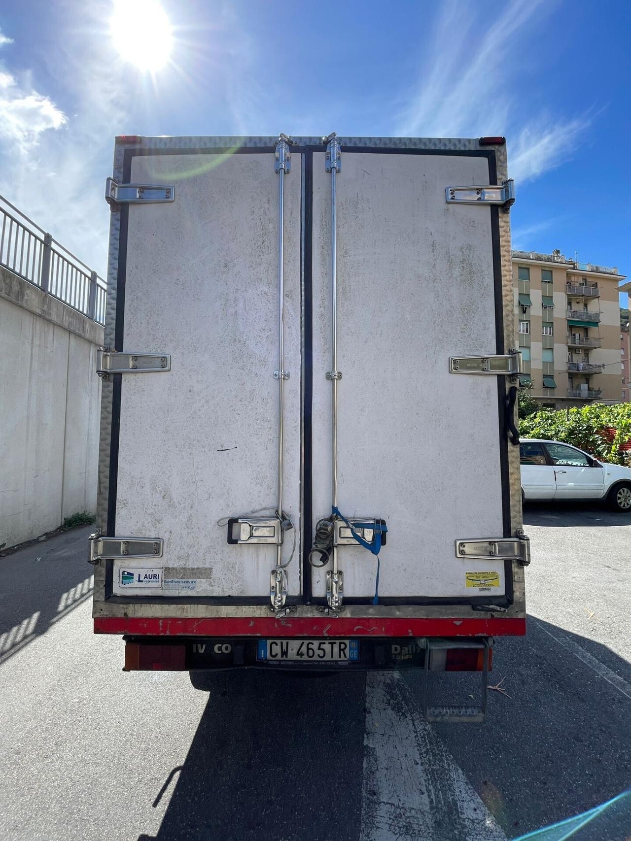 Iveco Daily 29L12P 2.3 Hpi TDI PM Cabinato