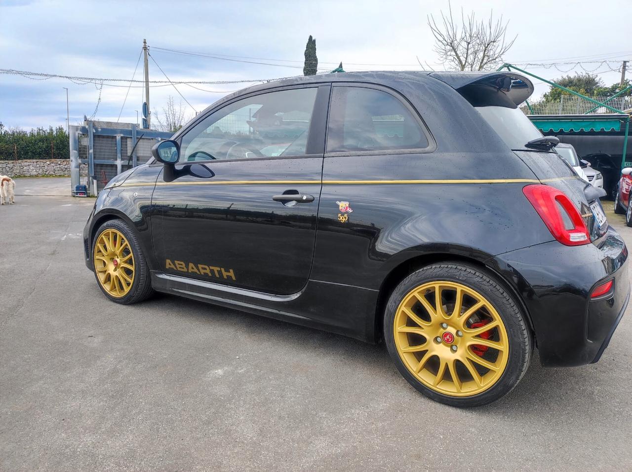 Abarth 595 1.4 Turbo T-Jet 165 CV Scorpioneoro