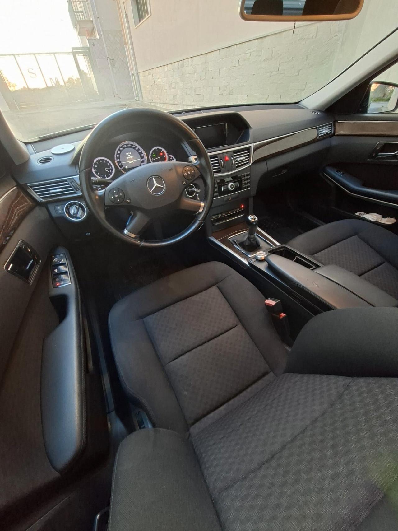 Mercedes-benz E 220 CDI BlueEFFICIENCY Executive