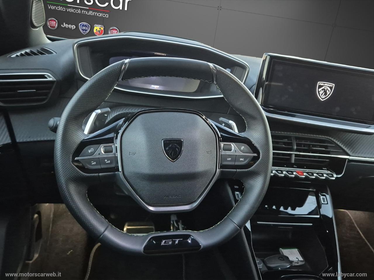 PEUGEOT 2008 Hybrid 145 e-DCS6 GT