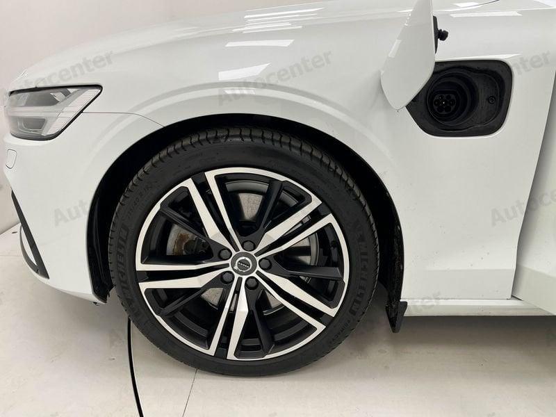 Volvo V60 V60 T6 AWD RECHARGE PLUG IN R DESIGN **18KWH**