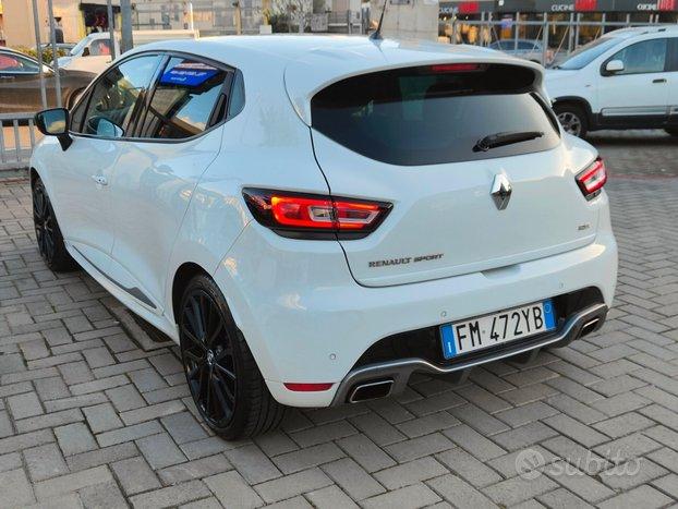 Renault Clio TCe 220CV EDC 5 porte Energy R.S.