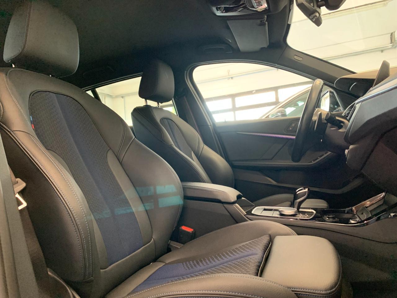 Bmw 118 118d 5p. Msport