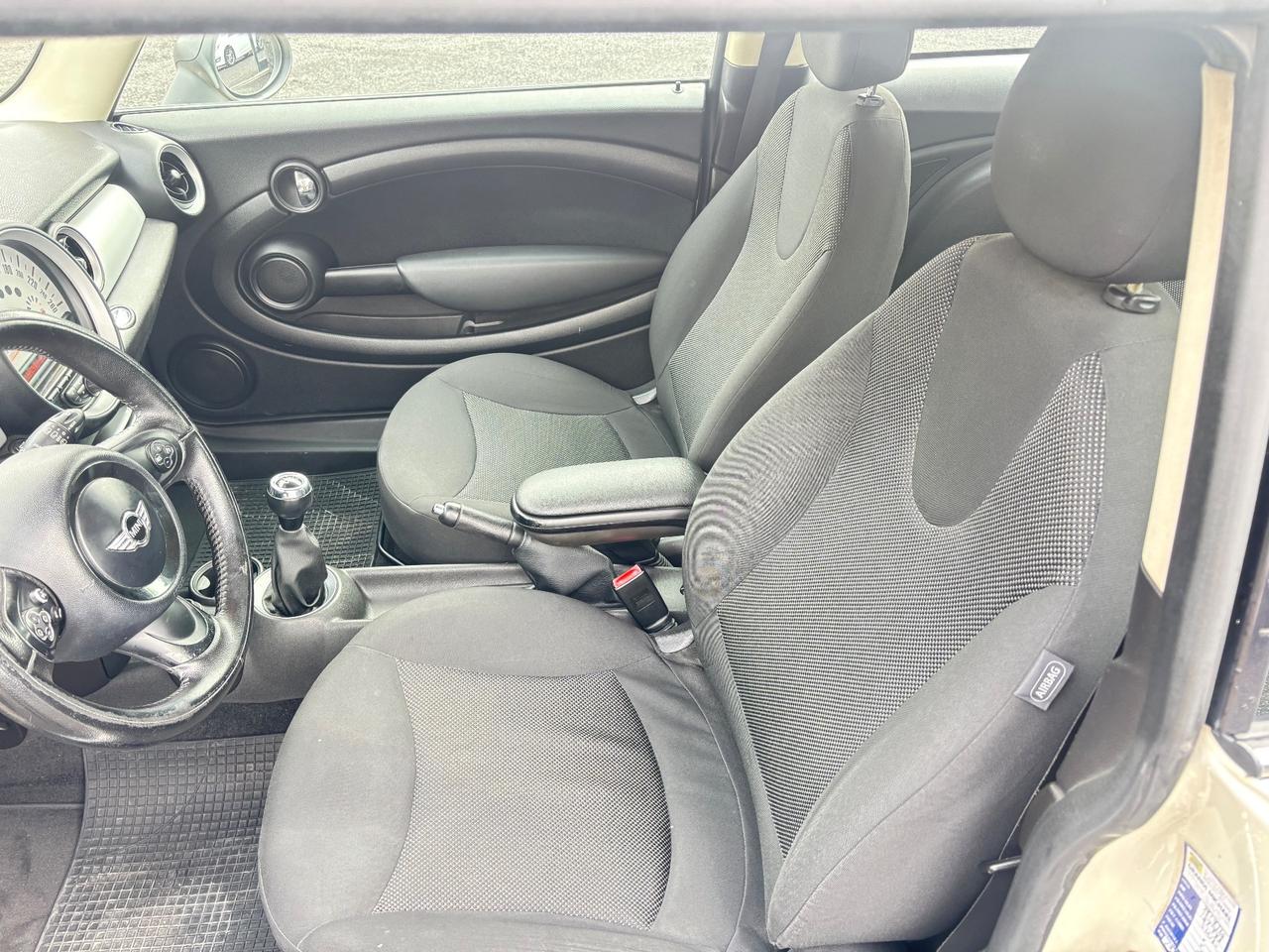 Mini 1.6 16V Cooper D