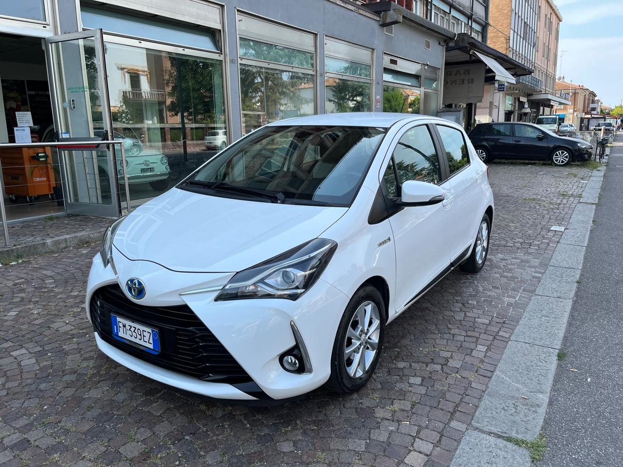 Toyota Yaris 1.5 Hybrid 5 porte Active